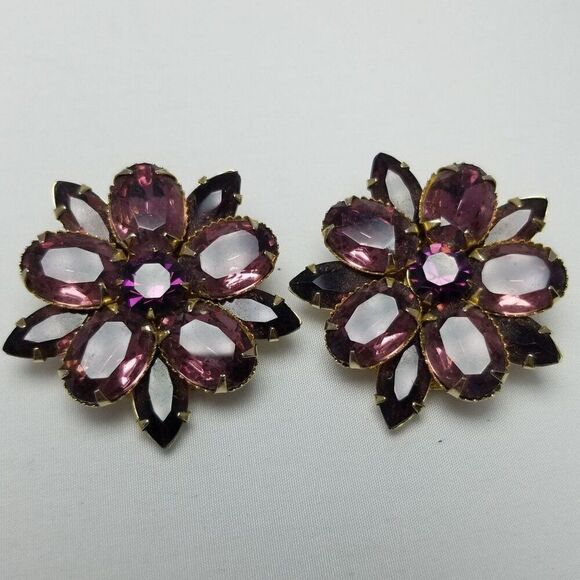 Vintage Dark Purple Rhinestone Cluster Marquise Oval Stones, Flower Shape - Picture 6 of 6